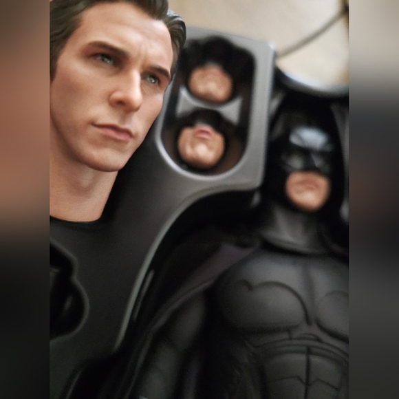 The Dark Knight Trilogy "Batman" - Picture 4 of 8